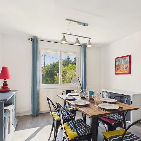 Maison Familiale Pour 6, Barbecue Et Jardin