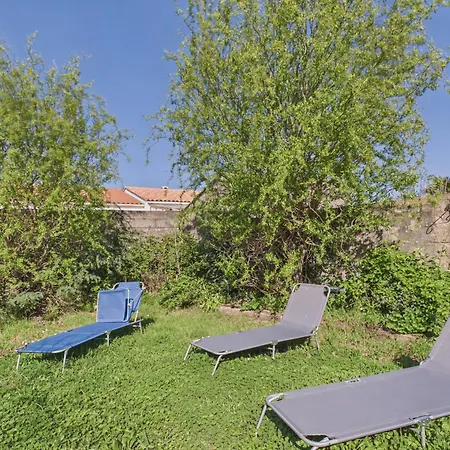 Ferienhaus Maison Familiale Pour 6, Barbecue Et Jardin
