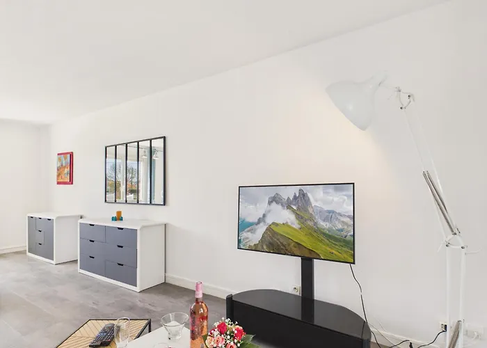 Дом отдыха Maison Familiale Pour 6, Veranda Et Jardin