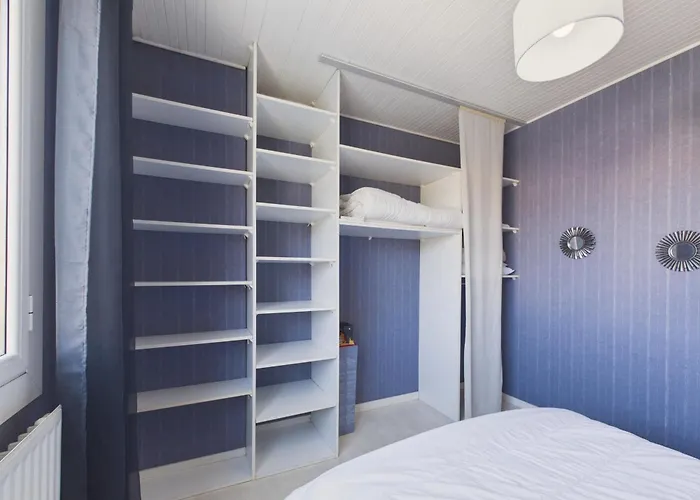 Дом отдыха Maison Familiale Pour 6, Veranda Et Jardin Шато-д'Олон