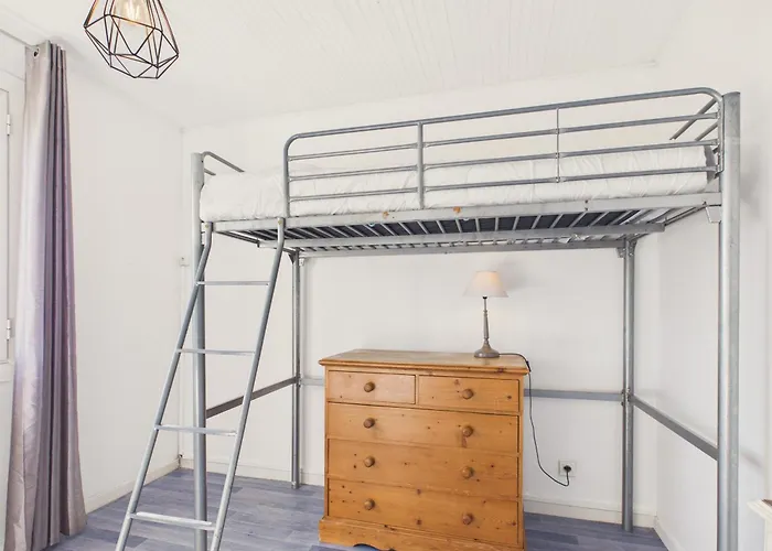 Дом отдыха Maison Familiale Pour 6, Veranda Et Jardin *