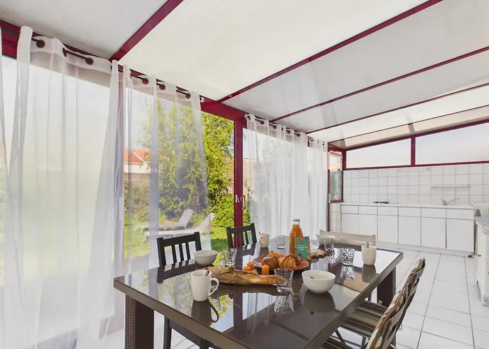 Maison Familiale Pour 6, Veranda Et Jardin Дом отдыха Шато-д'Олон