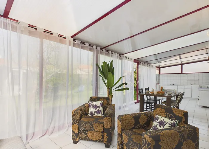 Maison Familiale Pour 6, Veranda Et Jardin Дом отдыха Шато-д'Олон